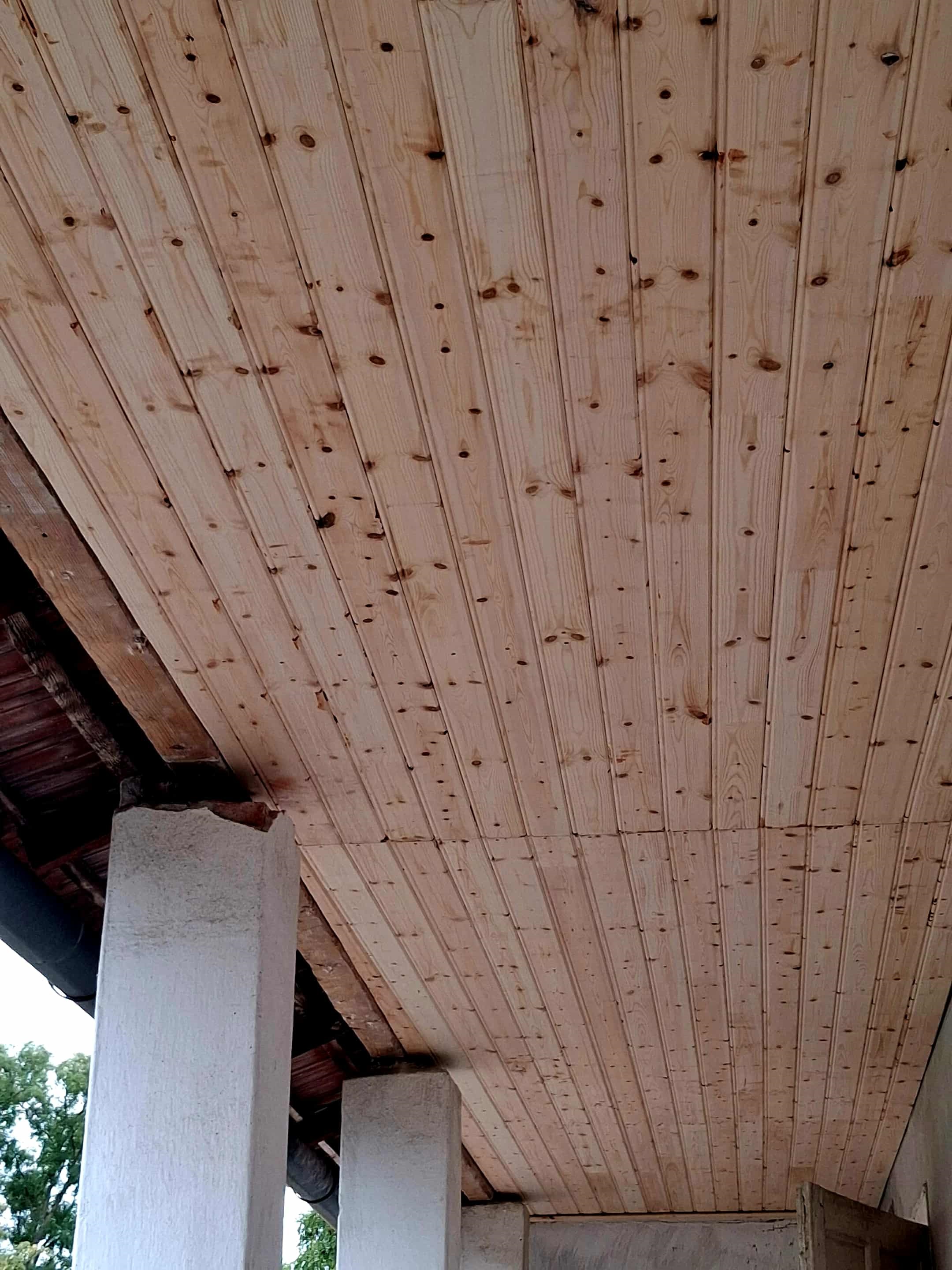 Nagy Balázs. E.V. Körösladány Békés megye ács tetőjavítás